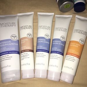 Moisture therapy - Intensives Healing & Repair.